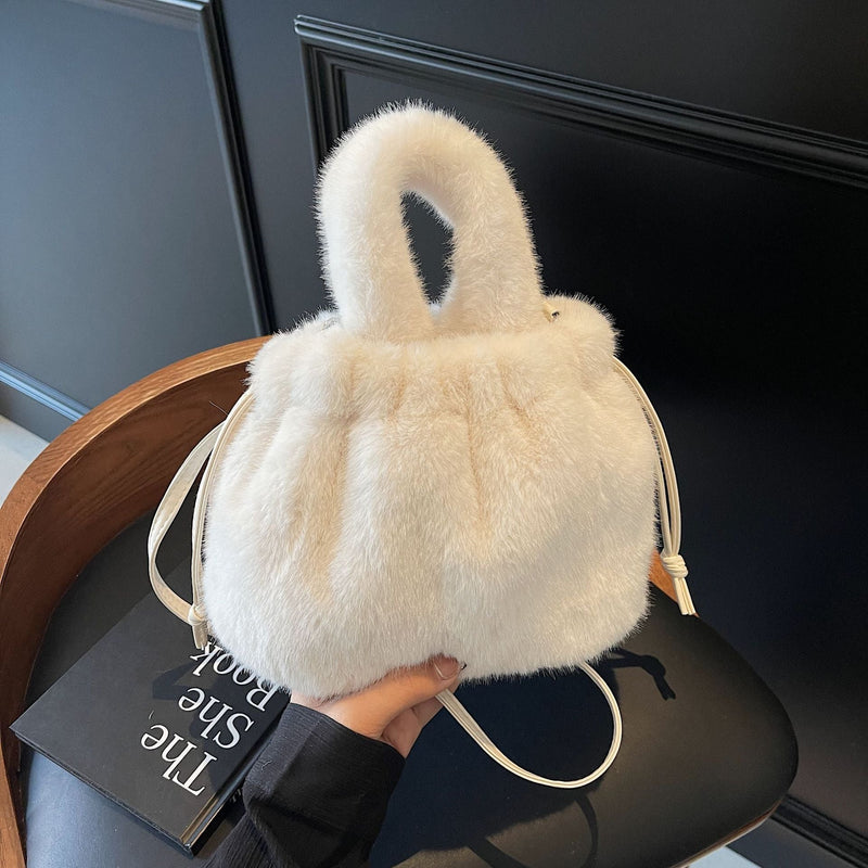 Women's Fashion Plush Bucket Bag Single Shoulder Strap