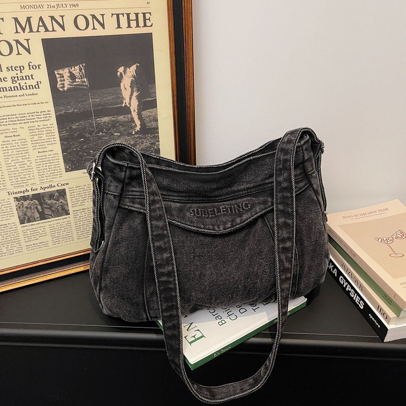 Stylish Retro Denim Shoulder Bag for Commuters