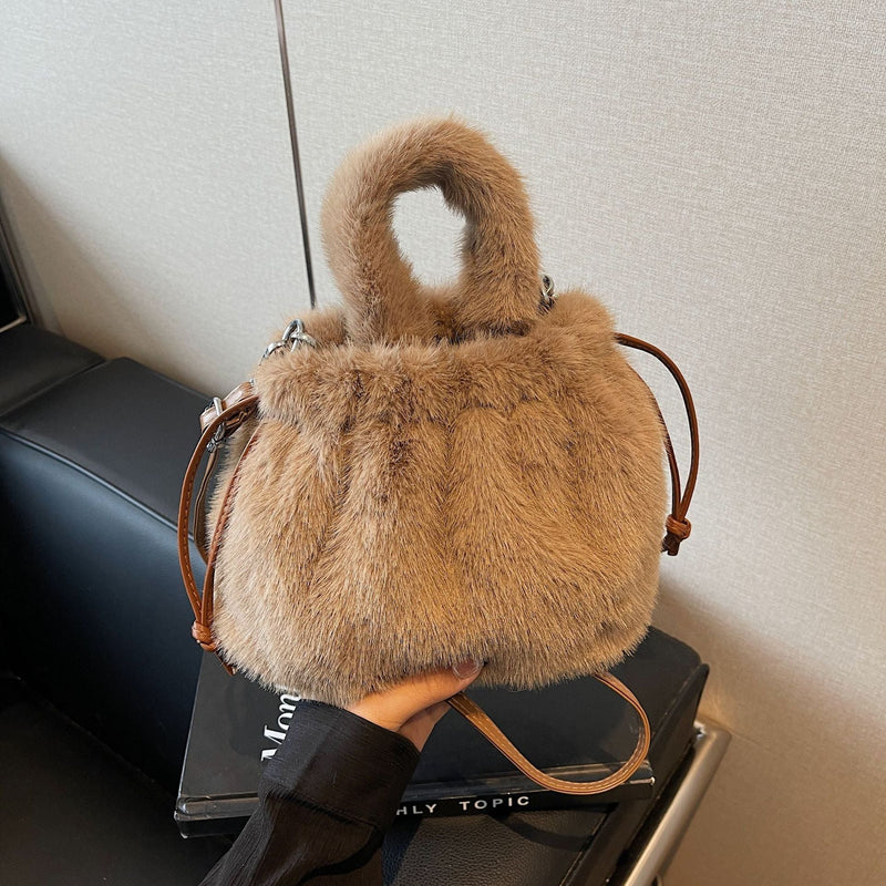 Women's Fashion Plush Bucket Bag Single Shoulder Strap