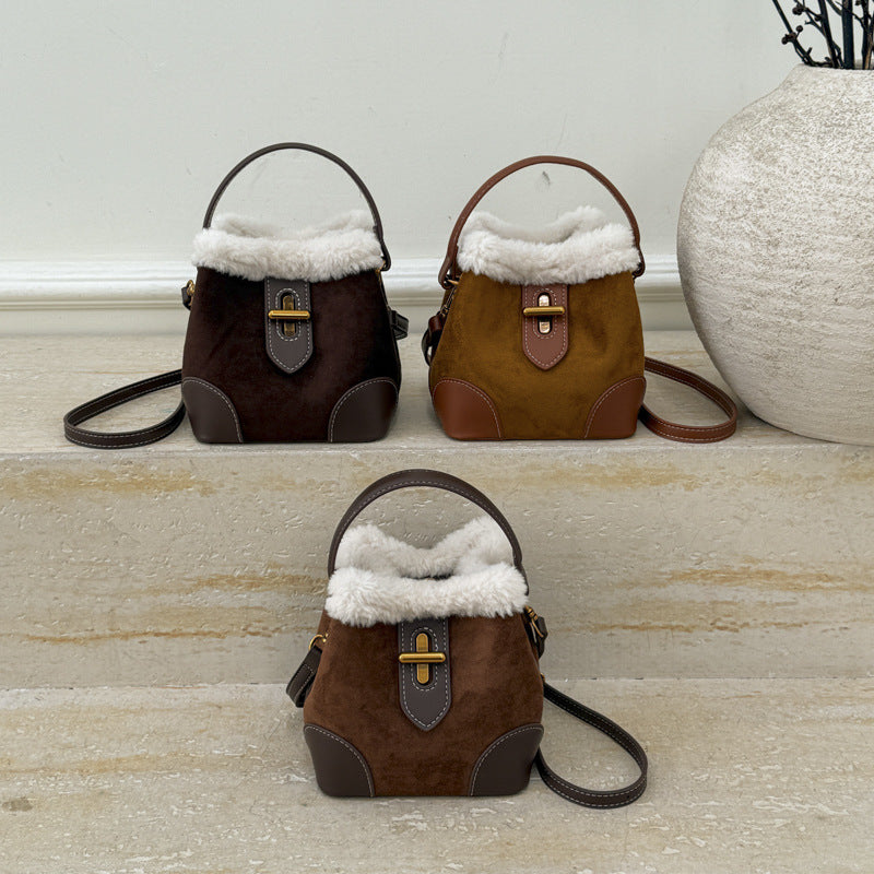 Light Luxury Plush Bucket Bag Maillard Retro Versatile Handbag