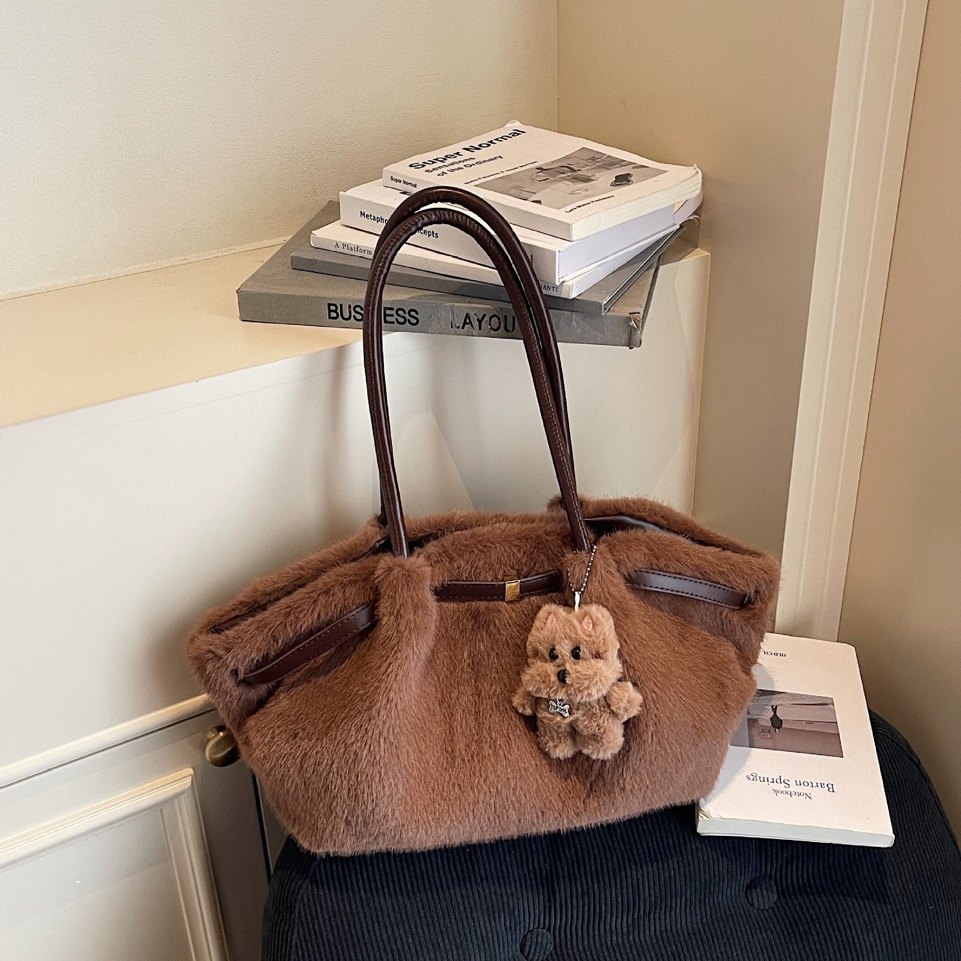Demellier Plush Shoulder Bag Retro Fashion Large Capacity Tote