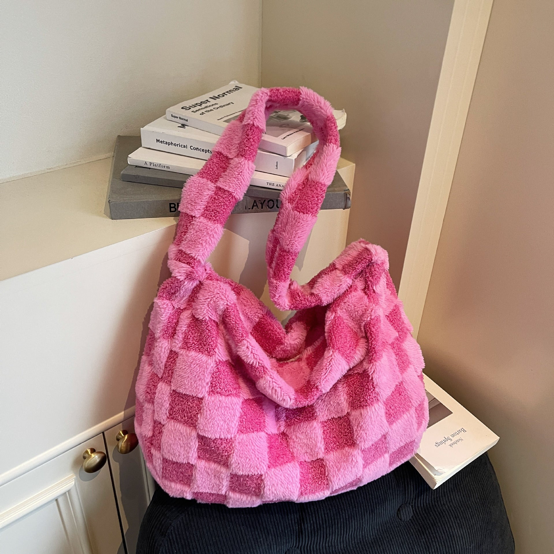 Checkerboard Plush Messenger Bag Versatile Commuter Fashion