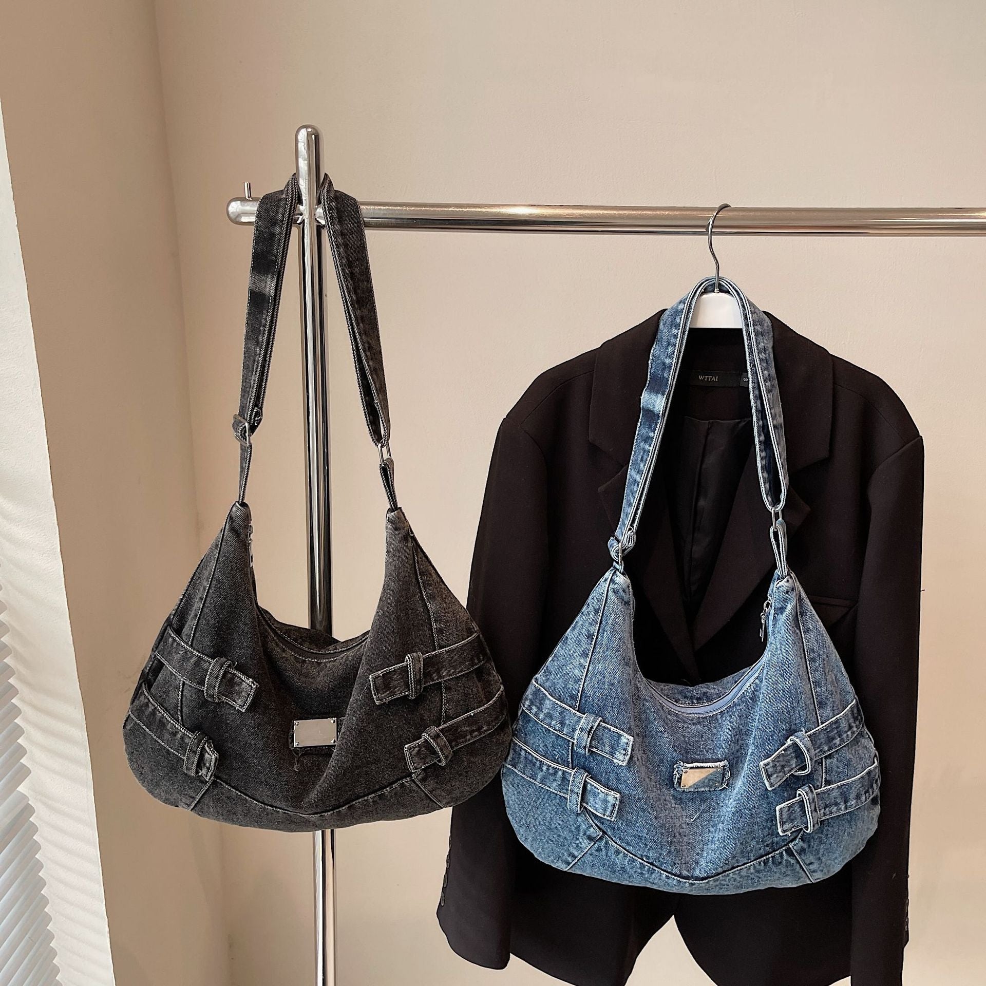 Large Capacity Denim Dumpling Bag Commuter Shoulder Bag