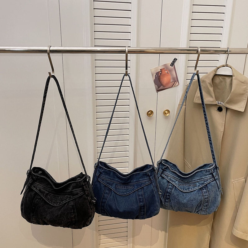 Stylish Retro Denim Shoulder Bag for Commuters