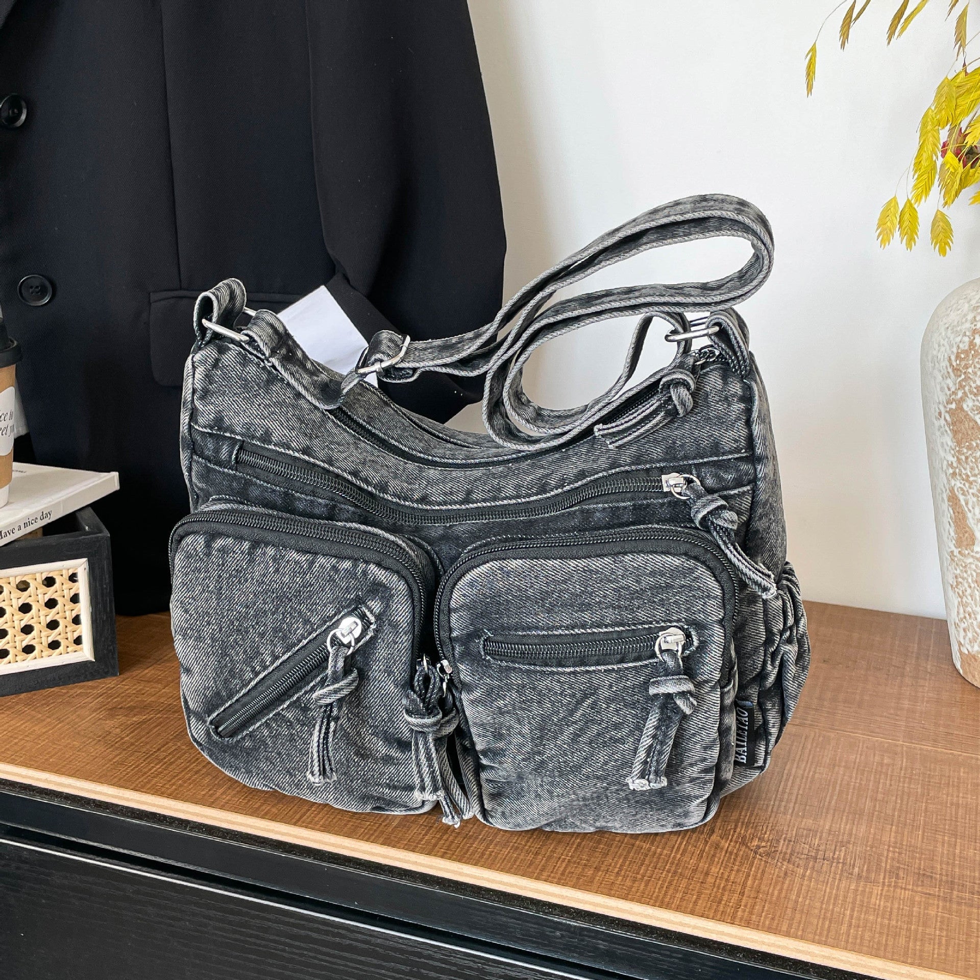 Trend Sense Denim Shoulder Bag Large Capacity Multi-Pocket Student Travel Messenger Bag