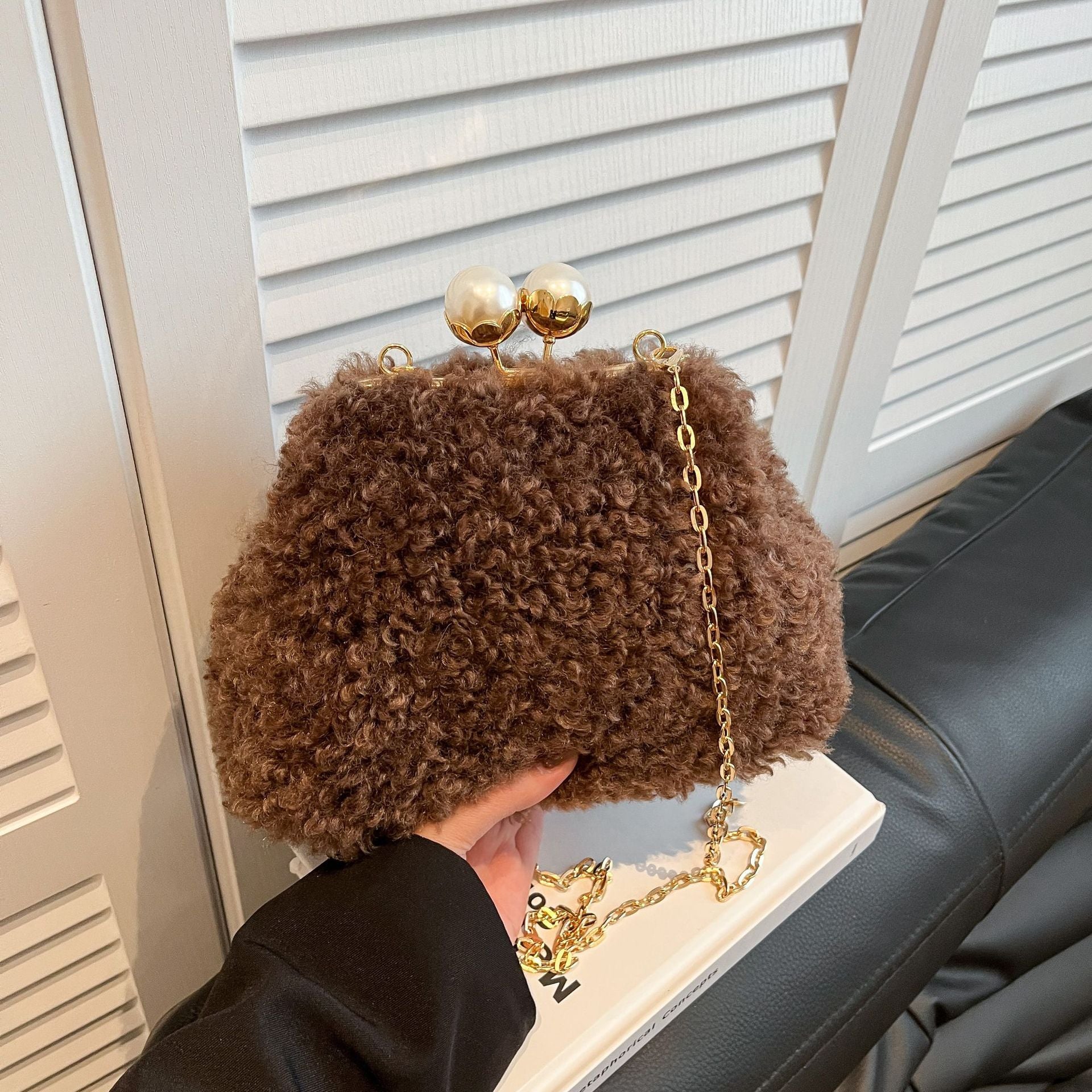 Pearl Messenger Bag with Chain Clip Plush Shell