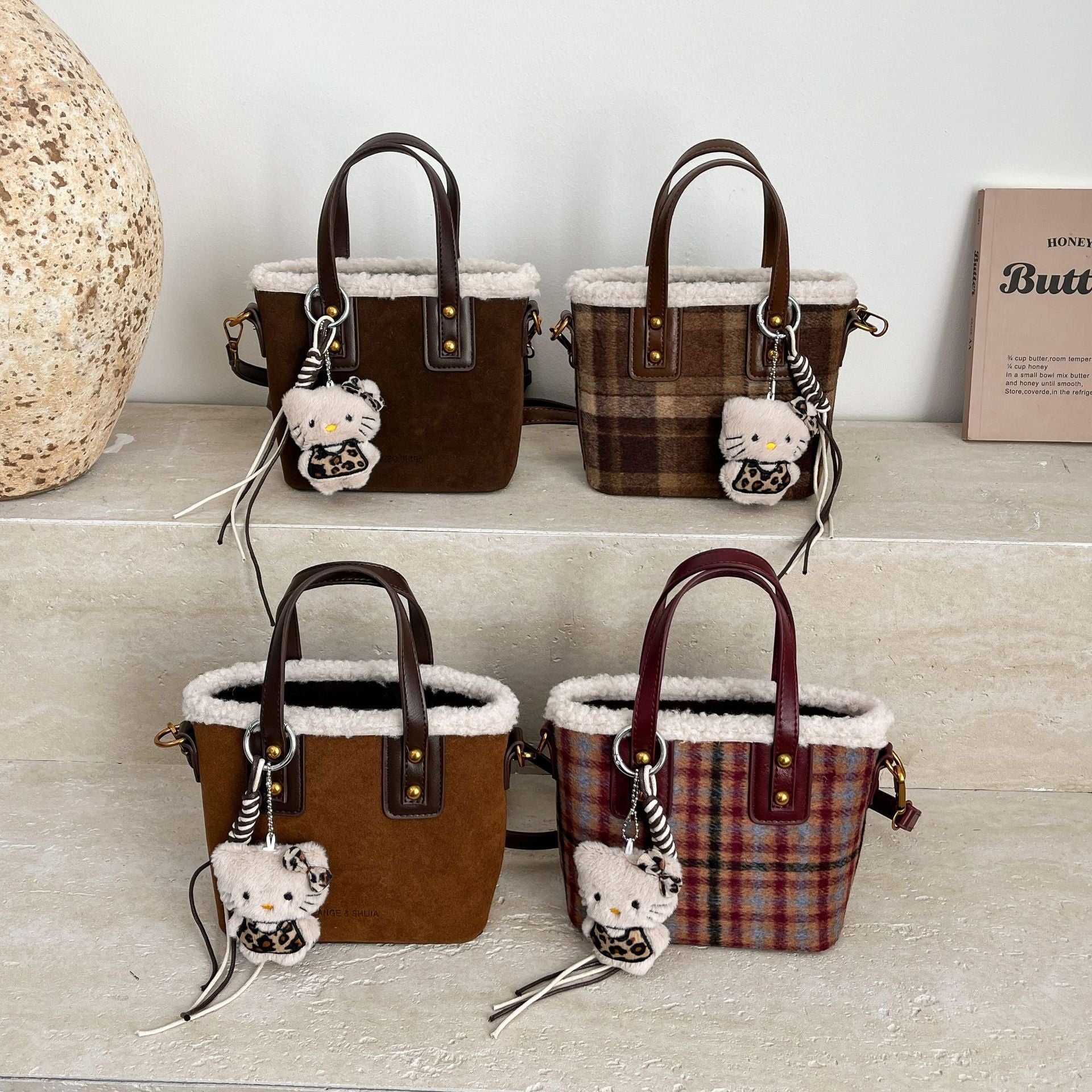 Fashionable Plaid Bucket Bag Large Capacity Messenger Bag