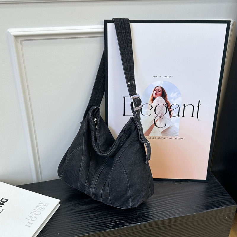 Retro Denim Croissant Messenger Bag Large Capacity Thickened Fabric