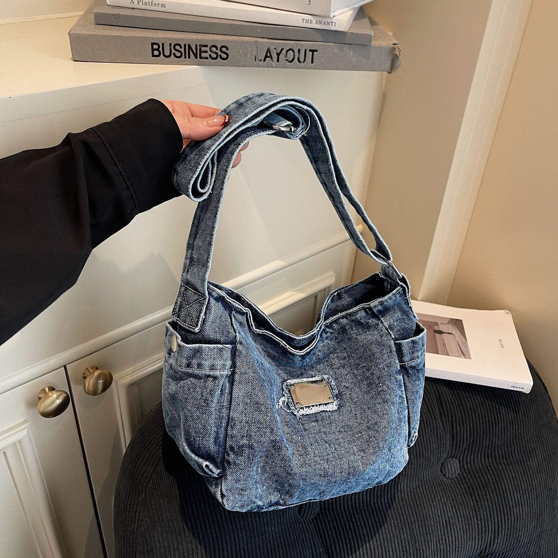 Trend Denim Bag Large Capacity Shoulder Messenger Bag