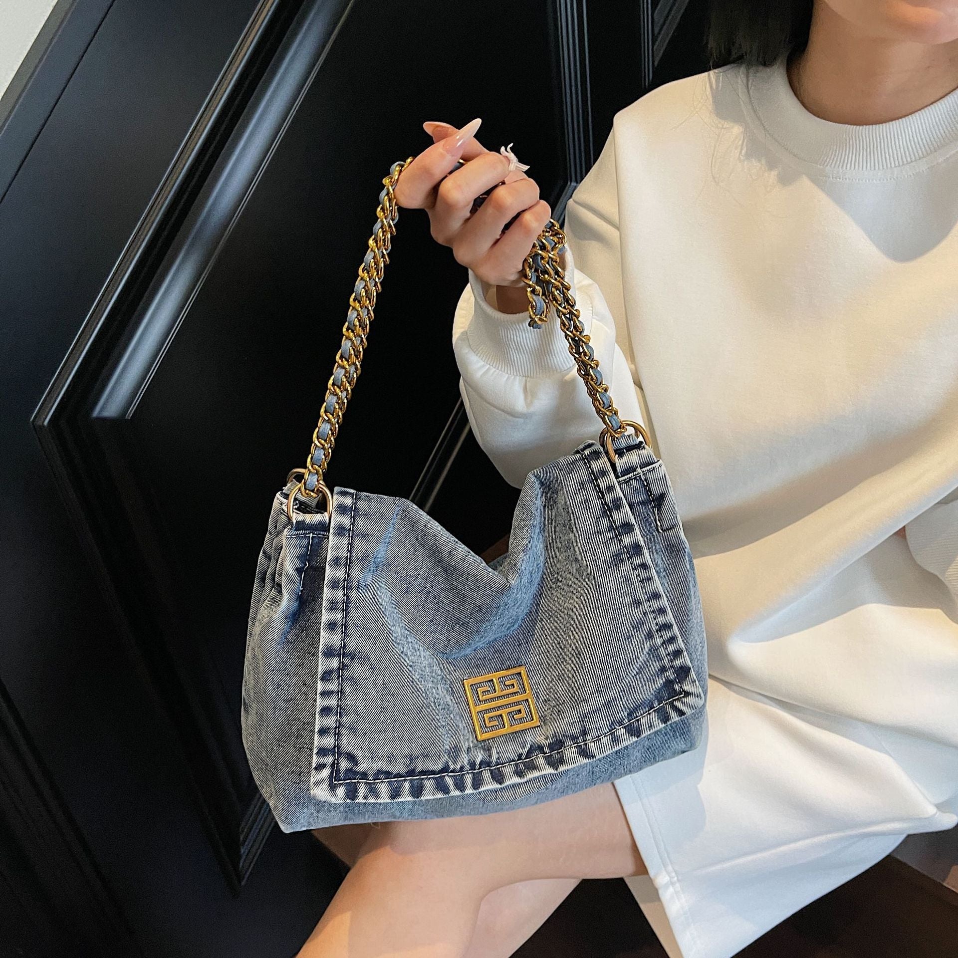 Versatile Denim Shoulder Bag Large Capacity Commuter Handbag