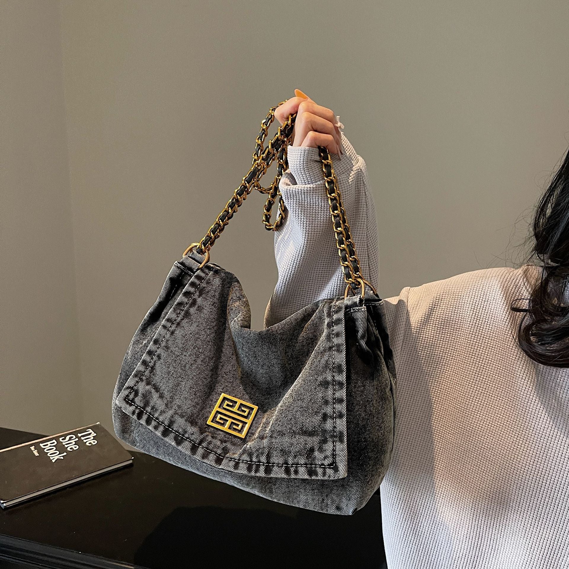 Versatile Denim Shoulder Bag Large Capacity Commuter Handbag