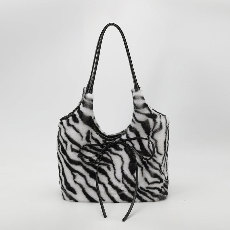 Leopard Print Plush Tote Bag for Women Light Luxury Commuter Bag