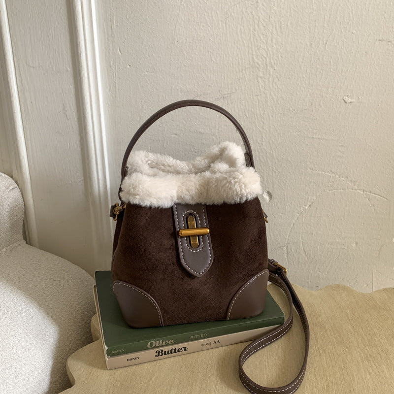 Light Luxury Plush Bucket Bag Maillard Retro Versatile Handbag