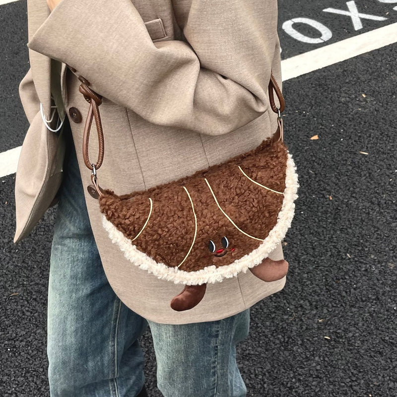 Maillard Style Cute Croissant Shoulder Bag for Commuters
