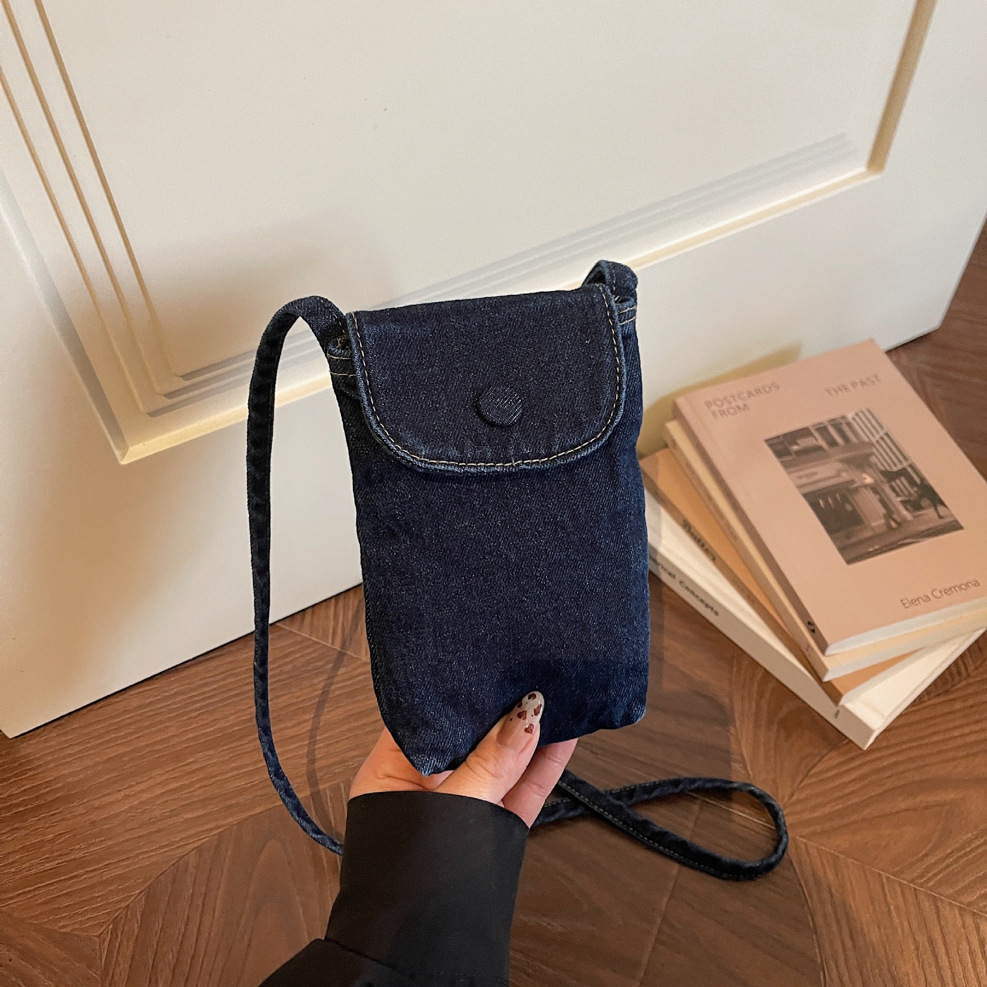Trendy Retro Denim Messenger Bag - Versatile Lightweight Shoulder Bag