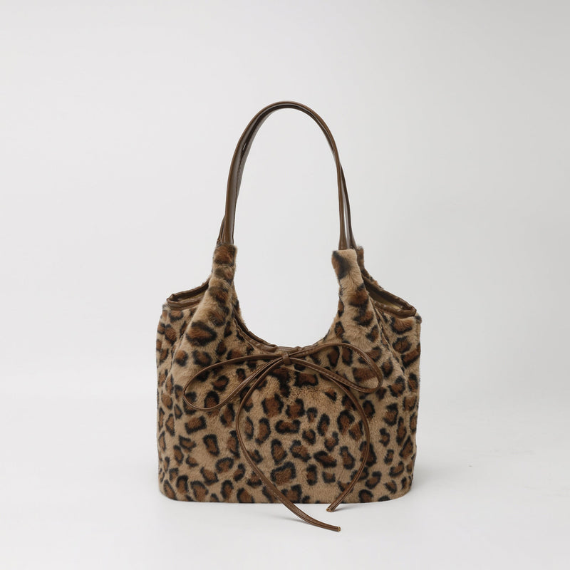 Leopard Print Plush Tote Bag for Women Light Luxury Commuter Bag
