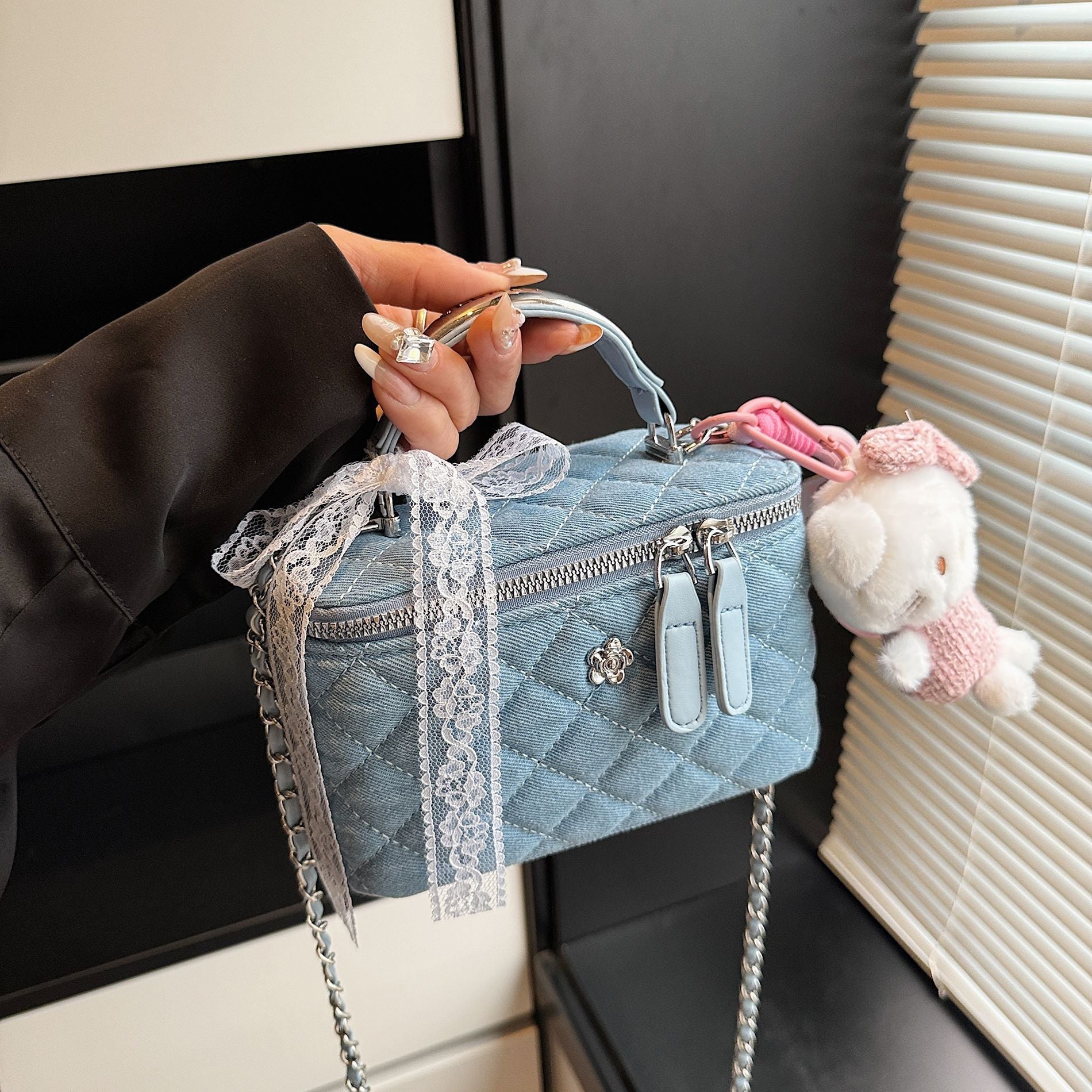 High-End Women's Denim Rhombus Chain Handbag Messenger Bag