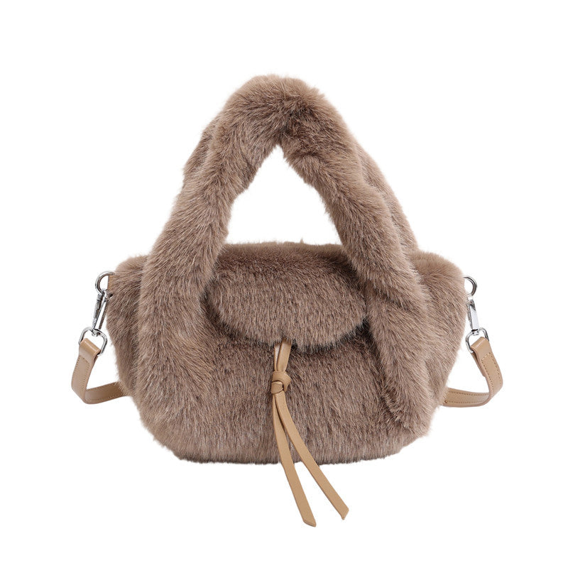 Niche Wool Bucket Bag for Commuters