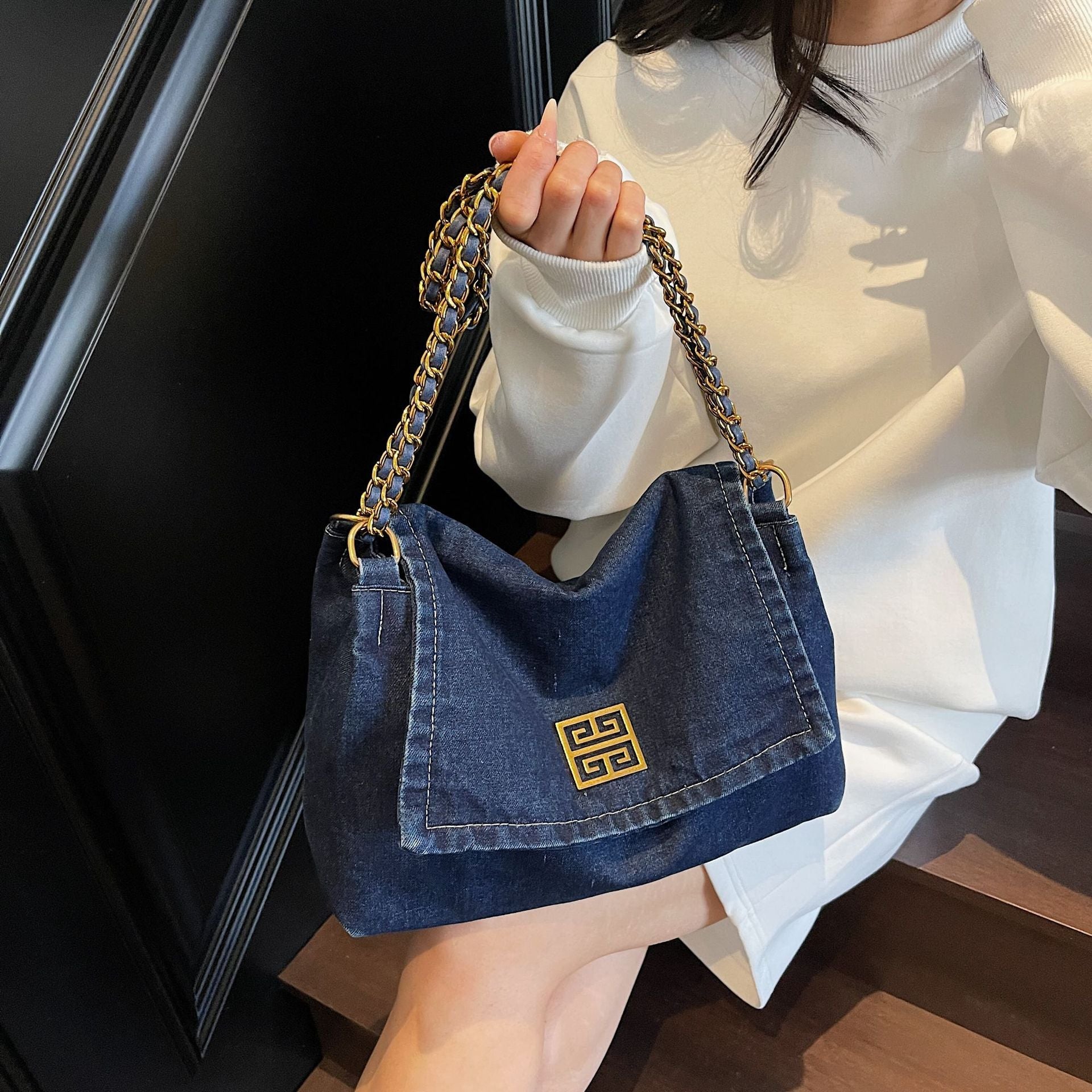 Versatile Denim Shoulder Bag Large Capacity Commuter Handbag