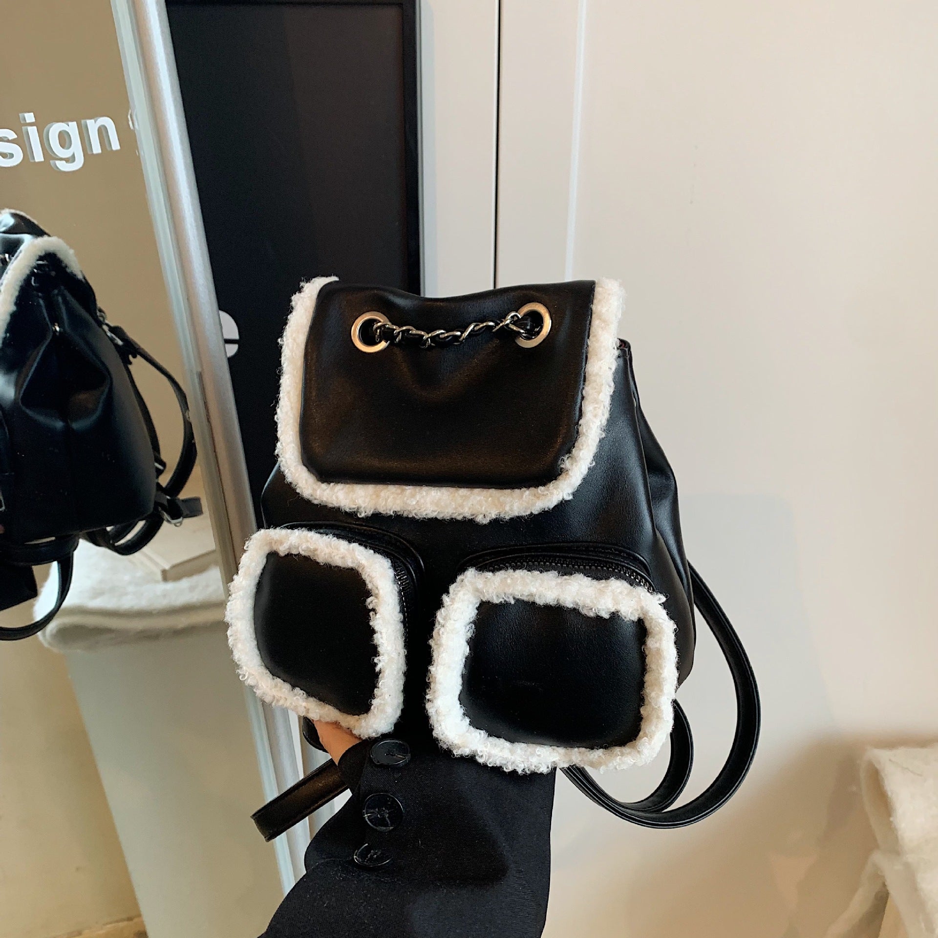 Retro Contrast Color Plush Backpack Fashionable Large Capacity